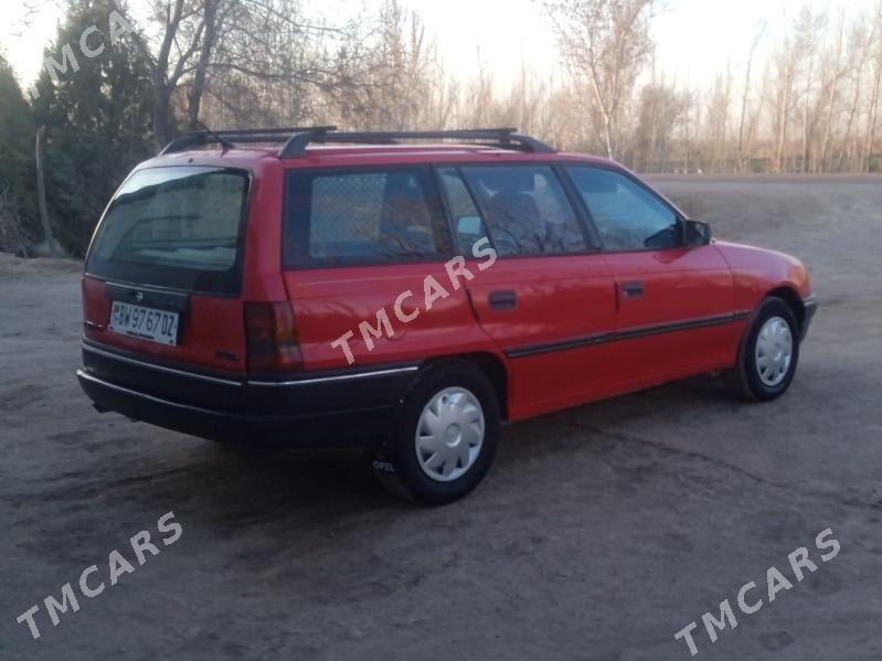 Opel Astra 1992 - 40 000 TMT - Губадаг - img 3