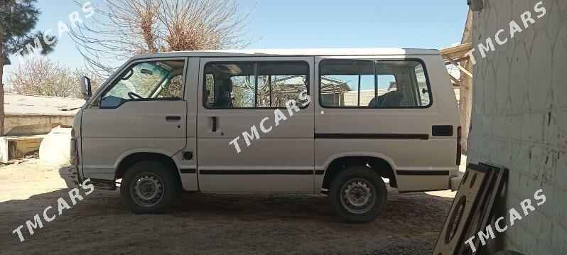 Toyota Hiace 1988 - 40 000 TMT - Мургап - img 4