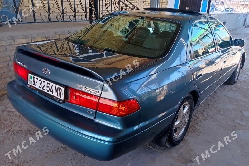 Toyota Camry 2001 - 113 000 TMT - Байрамали - img 3