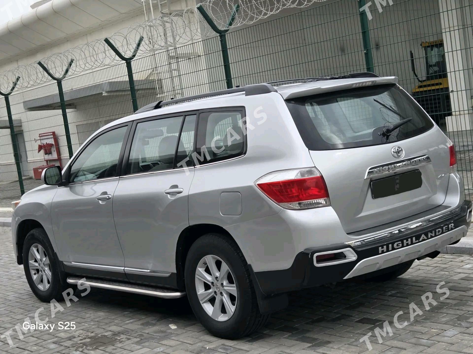 Toyota Highlander 2012 - 270 000 TMT - Türkmenabat - img 4