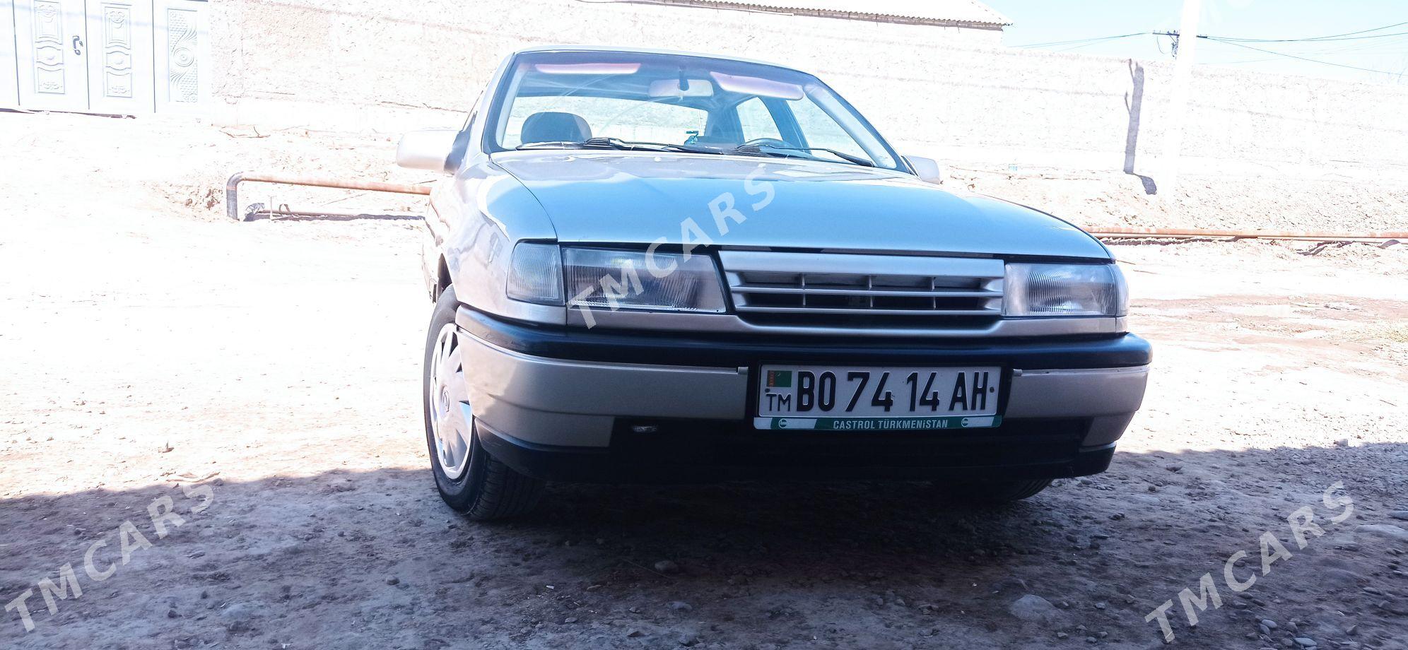 Opel Vectra 1992 - 38 000 TMT - Теджен - img 2