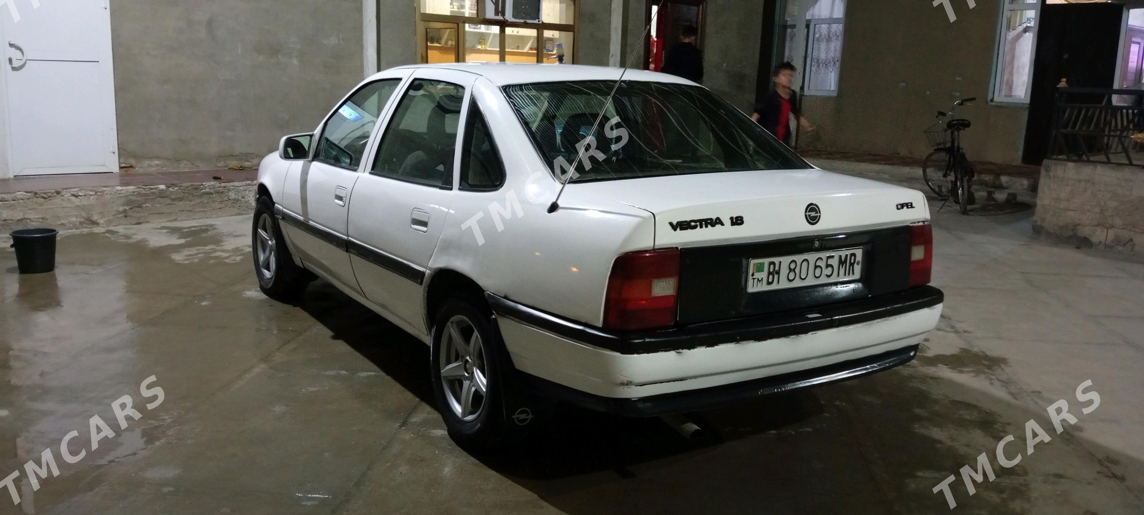 Opel Vectra 1992 - 27 000 TMT - Мары - img 2