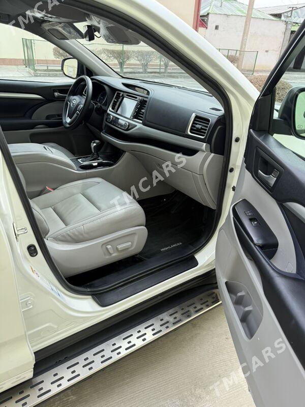 Toyota Highlander 2019 - 430 000 TMT - Aşgabat - img 6