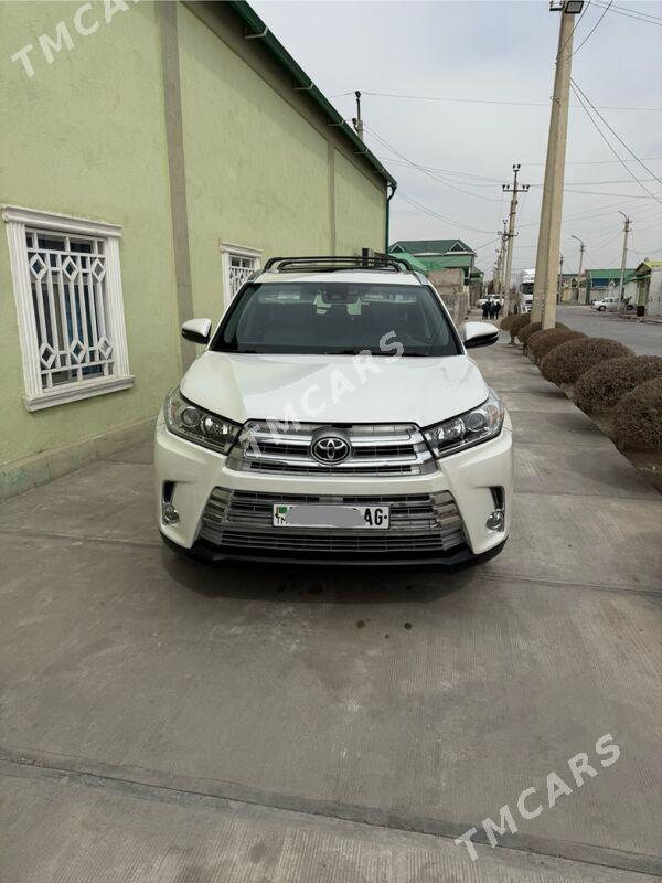 Toyota Highlander 2019 - 430 000 TMT - Aşgabat - img 4