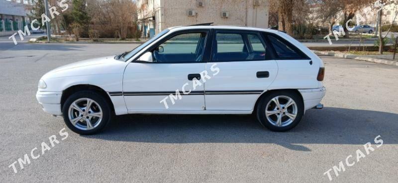 Opel Astra 1994 - 28 000 TMT - Änew - img 6