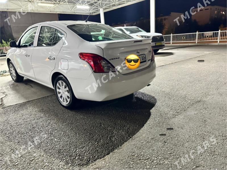 Nissan Versa 2012 - 110 000 TMT - Ашхабад - img 4