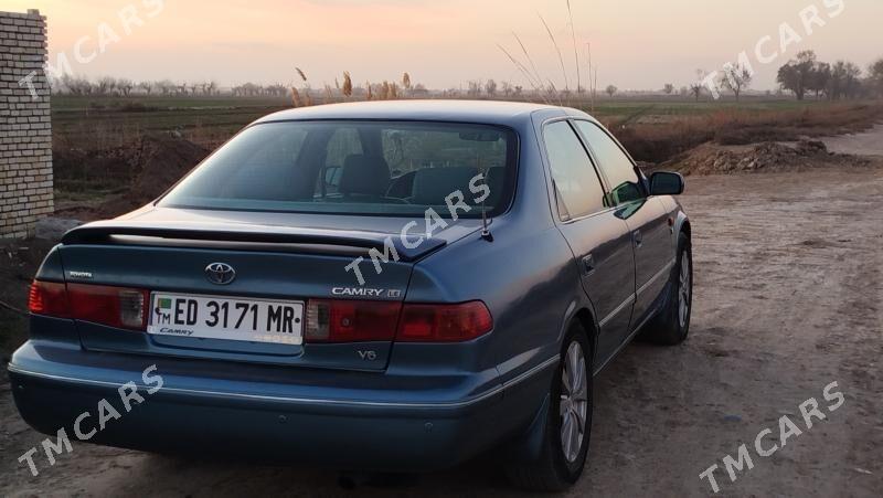 Toyota Camry 2000 - 140 000 TMT - Сакарчага - img 2