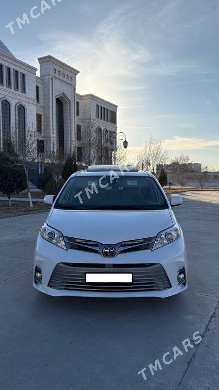 Toyota Sienna 2019 - 475 000 TMT - Дашогуз - img 2