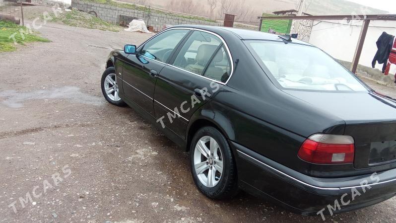 BMW E39 2000 - 66 000 TMT - Serhetabat (Guşgy) - img 3