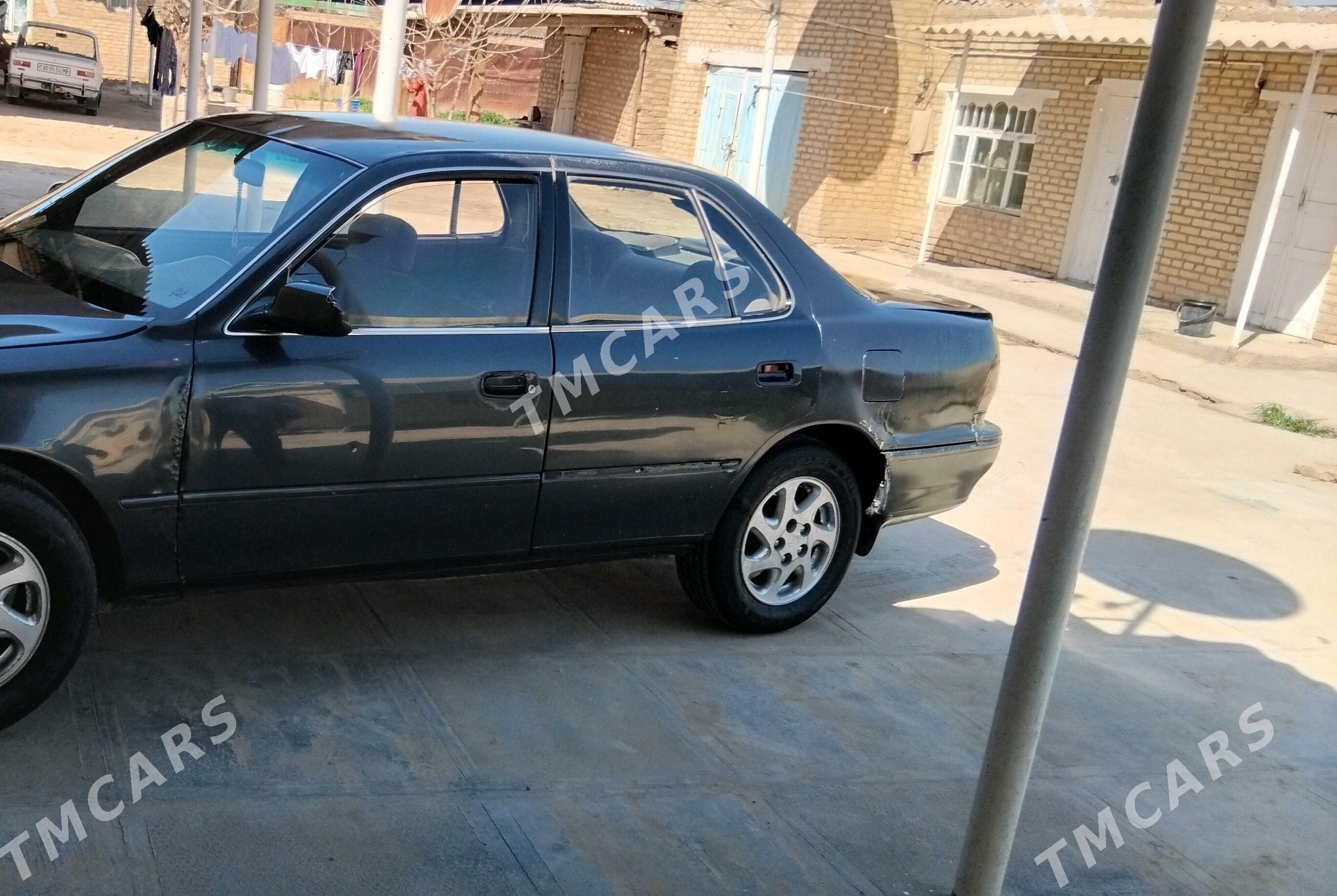 Toyota Camry 1991 - 40 000 TMT - Baýramaly - img 2