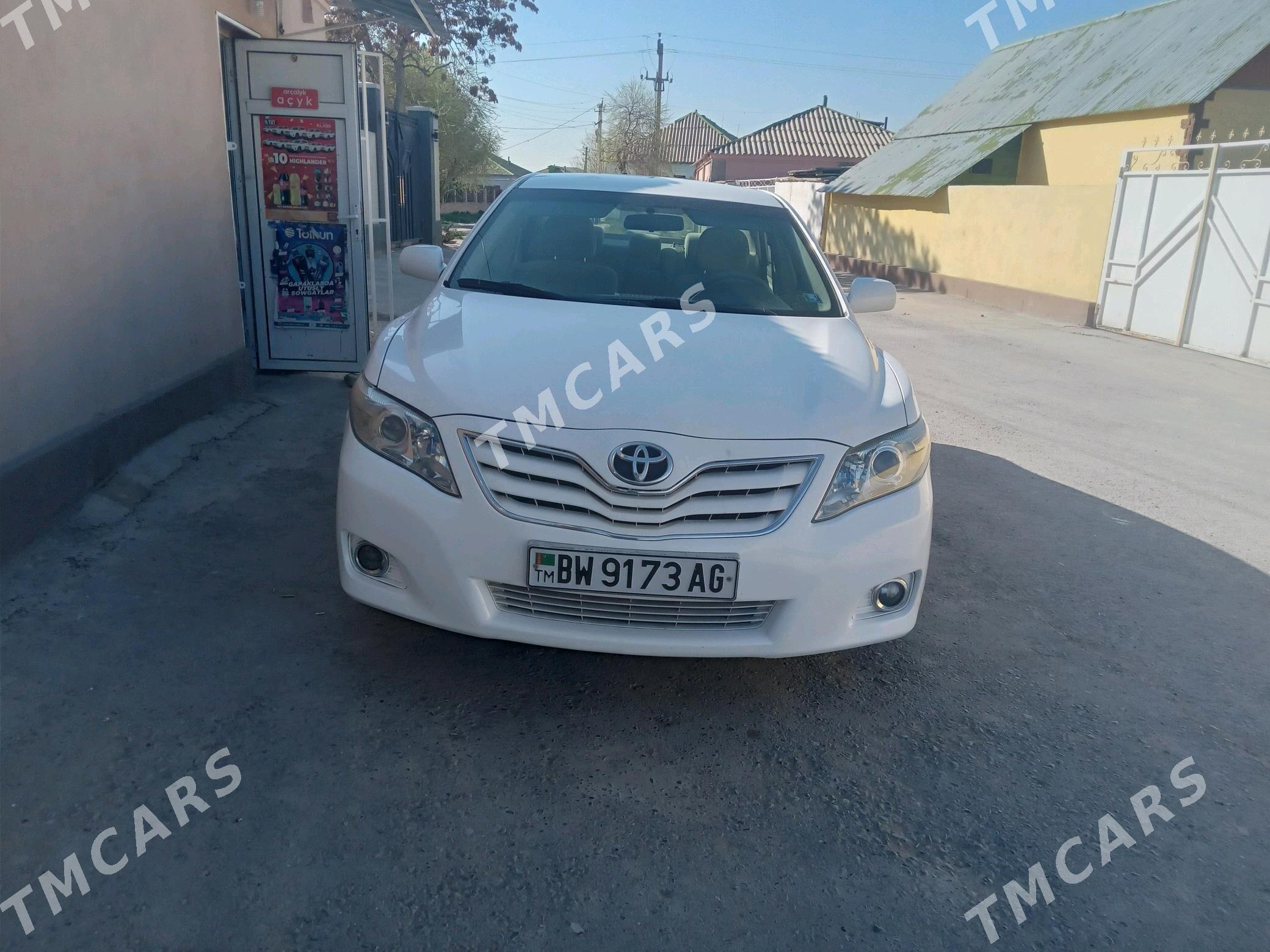 Toyota Camry 2010 - 168 000 TMT - Ашхабад - img 2