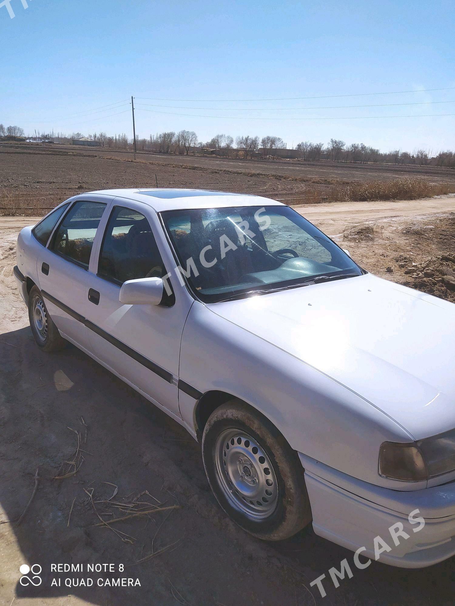 Opel Vectra 1995 - 30 000 TMT - Губадаг - img 4