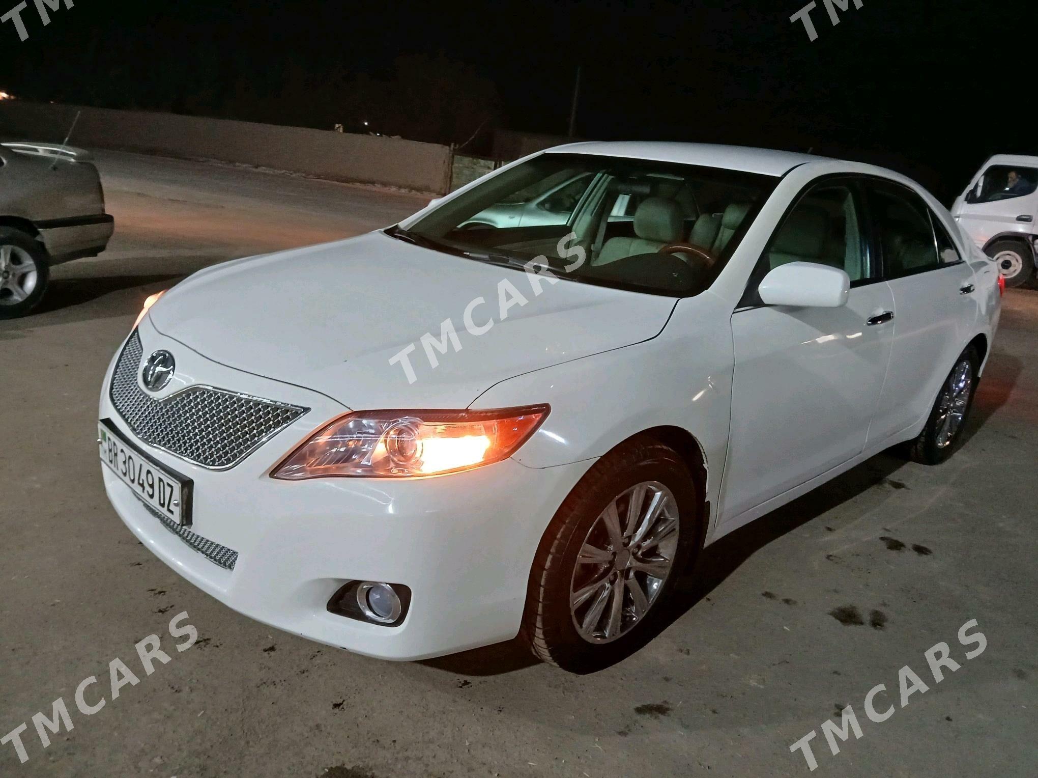 Toyota Camry 2011 - 181 000 TMT - Дашогуз - img 6