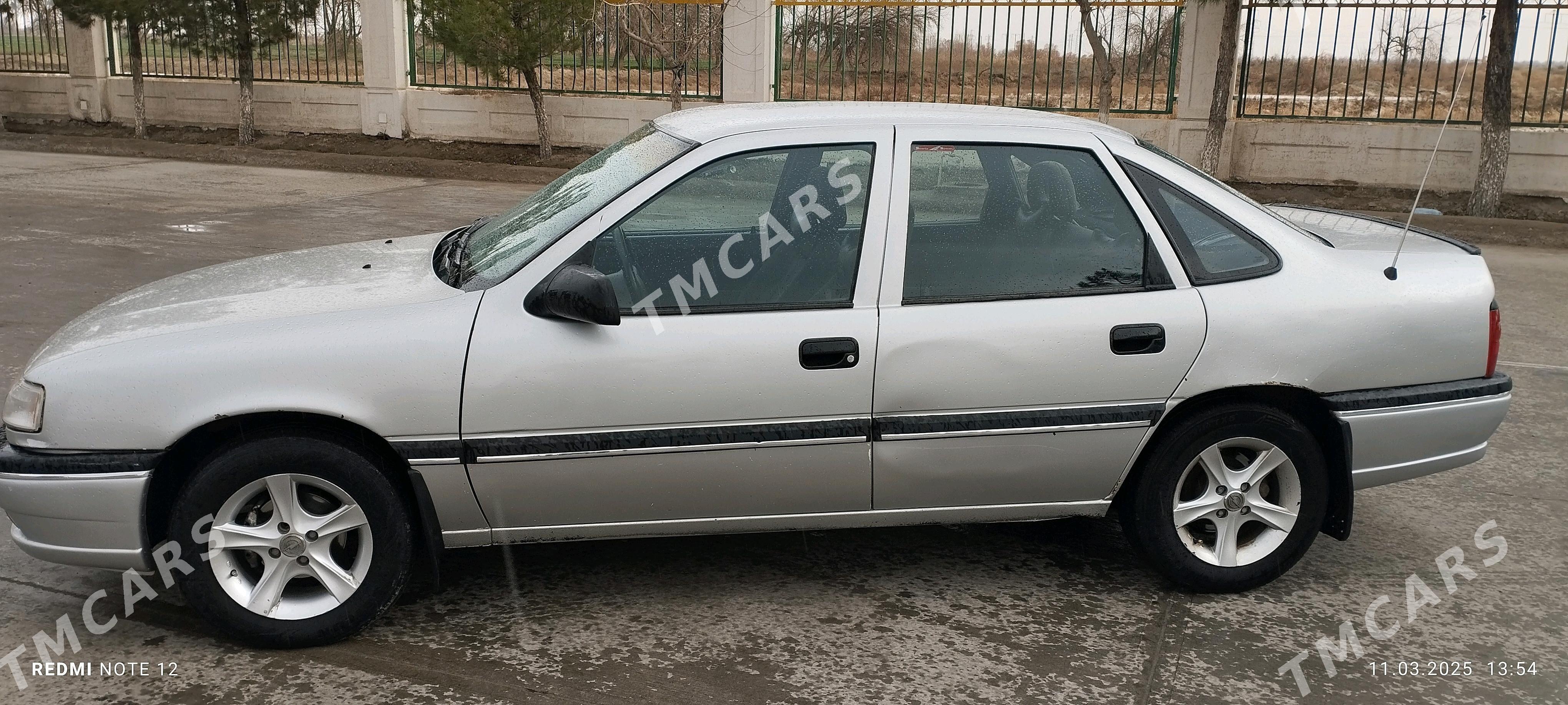 Opel Vectra 1992 - 32 000 TMT - Mary - img 3