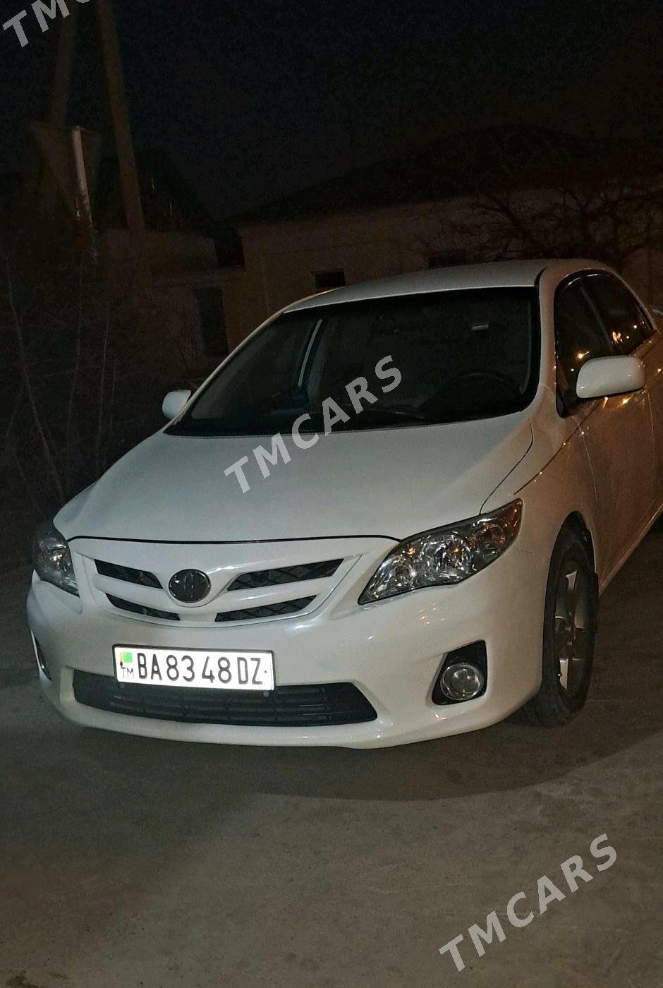 Toyota Corolla 2011 - 119 000 TMT - Дашогуз - img 3