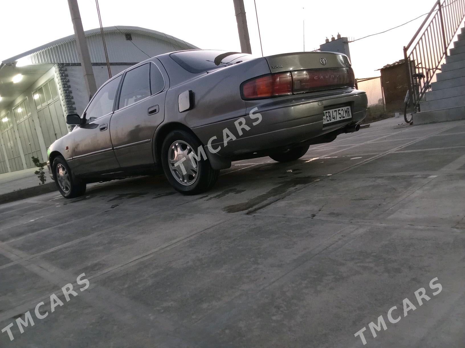 Toyota Camry 1993 - 75 000 TMT - Сакарчага - img 5