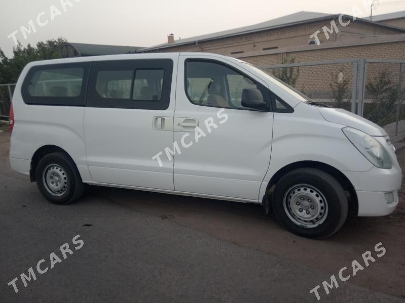 Hyundai H-1 2016 - 260 000 TMT - Дашогуз - img 2