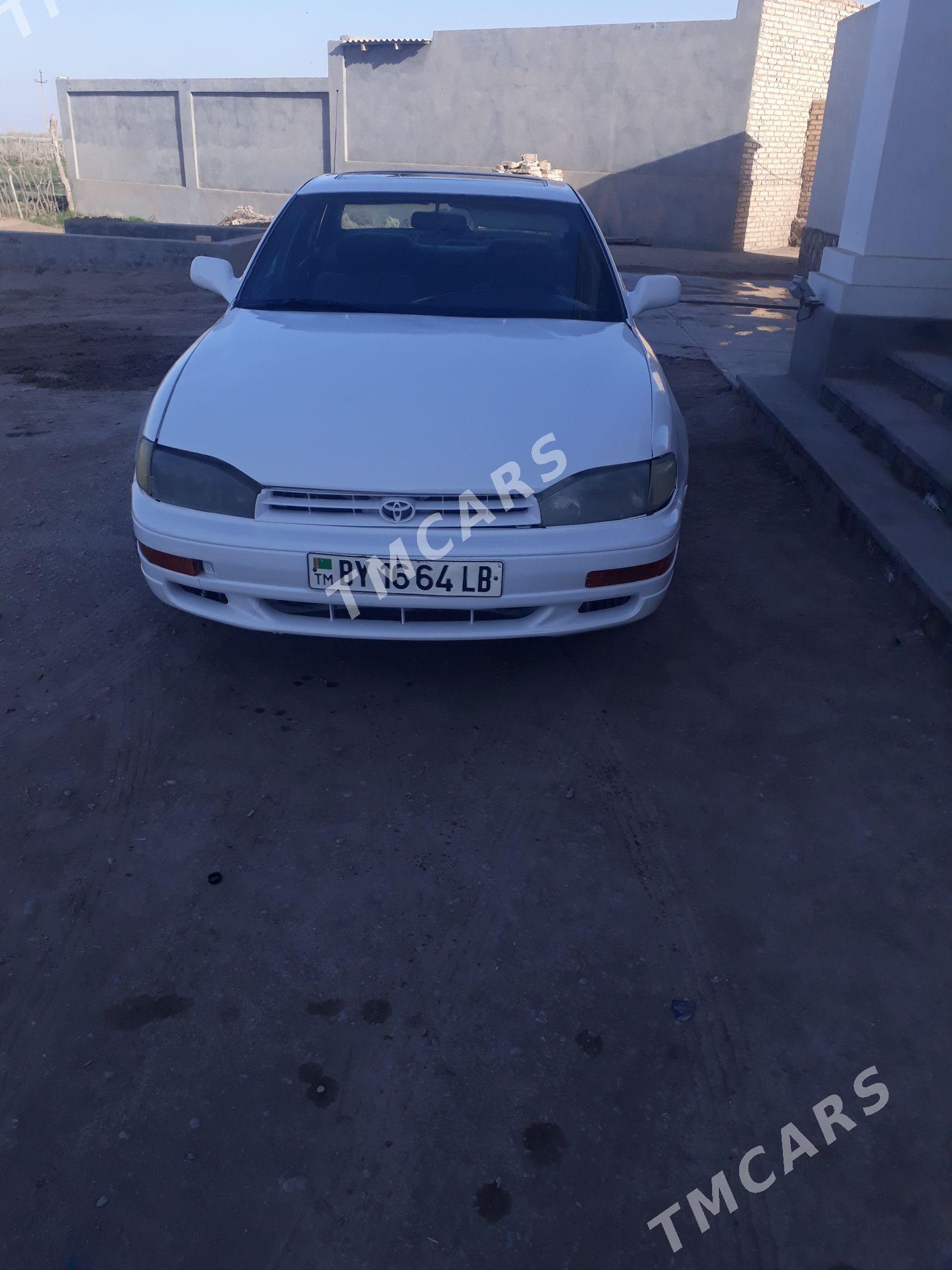 Toyota Camry 1992 - 60 000 TMT - Ходжамбаз - img 2