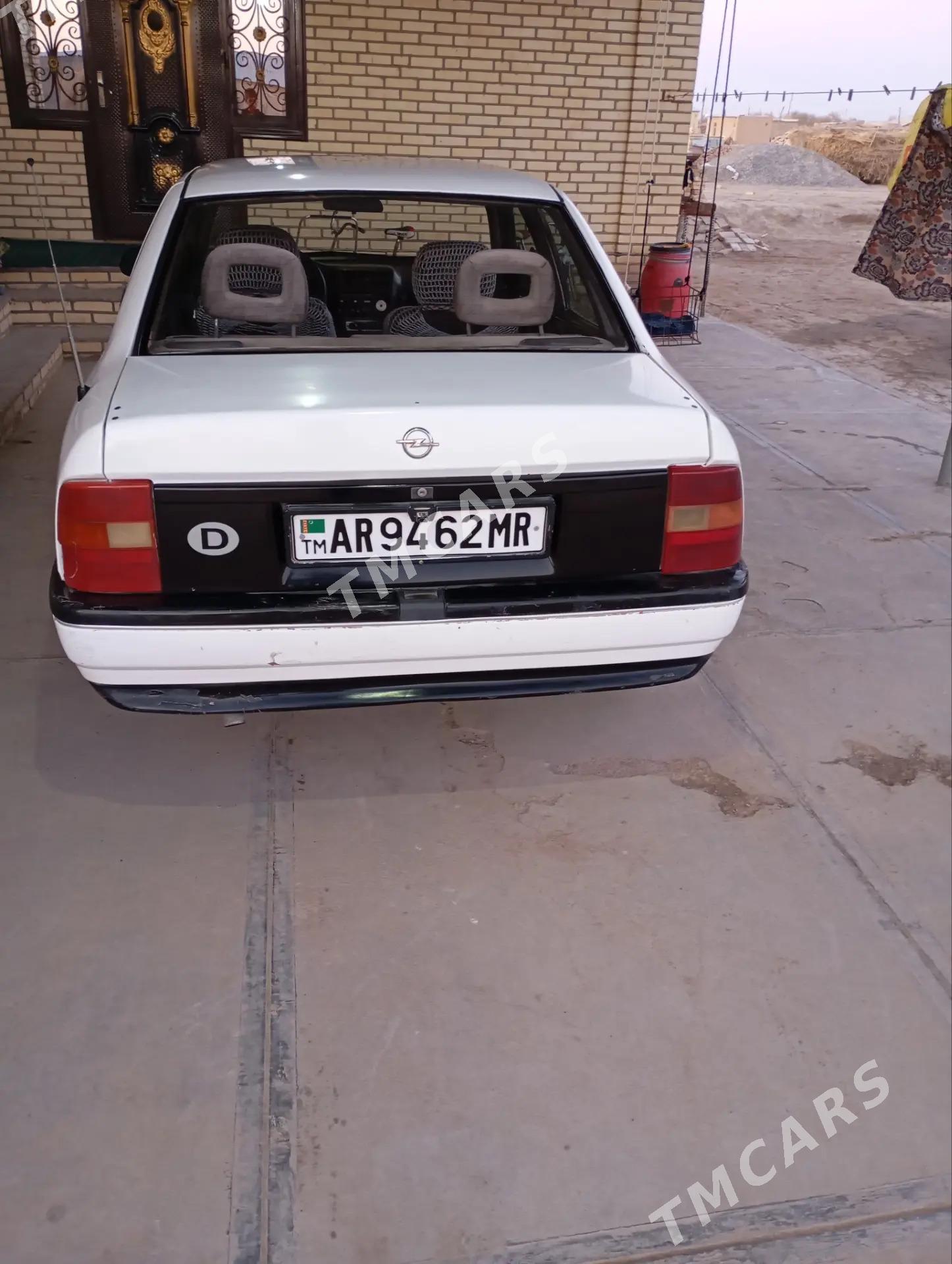 Opel Vectra 1991 - 33 000 TMT - Туркменгала - img 5