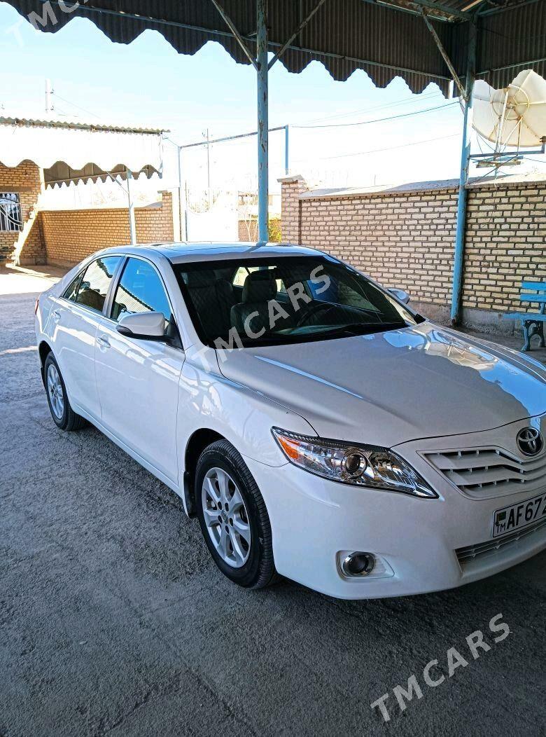 Toyota Camry 2010 - 160 000 TMT - Бабадайхан - img 3