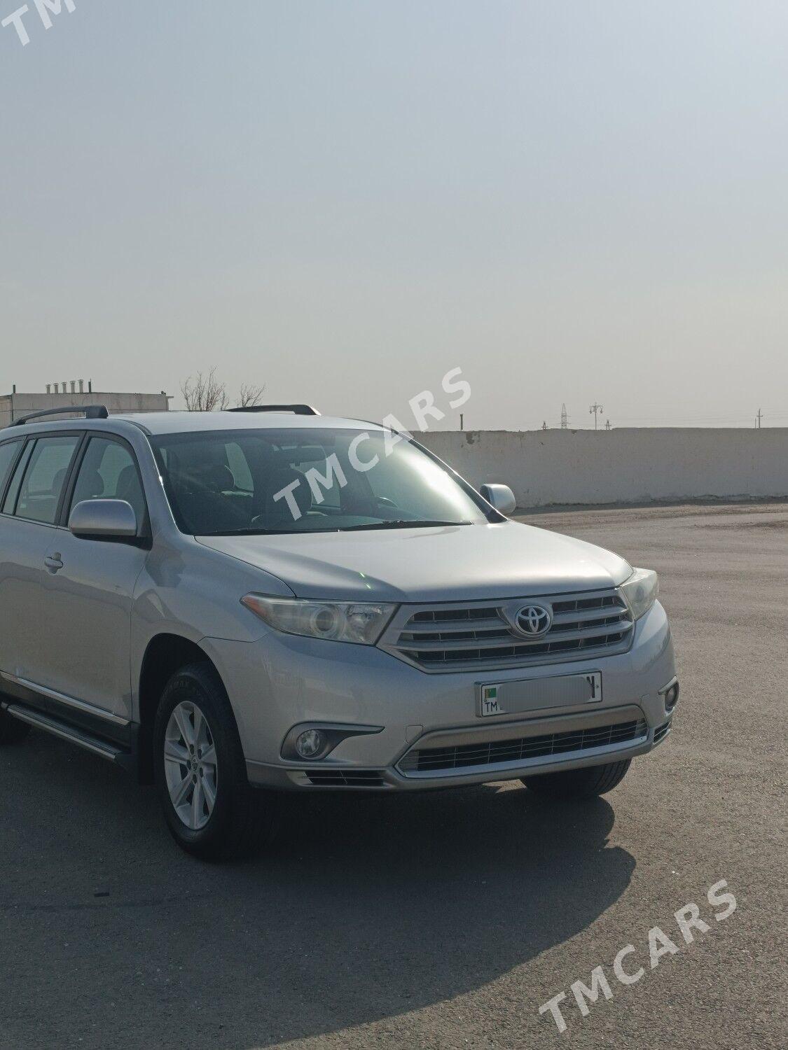 Toyota Highlander 2013 - 305 000 TMT - Balkanabat - img 3