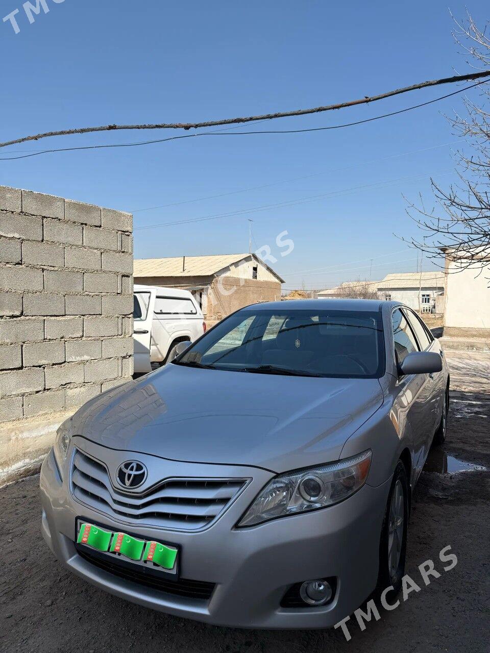 Toyota Camry 2011 - 185 000 TMT - Кёнеургенч - img 4