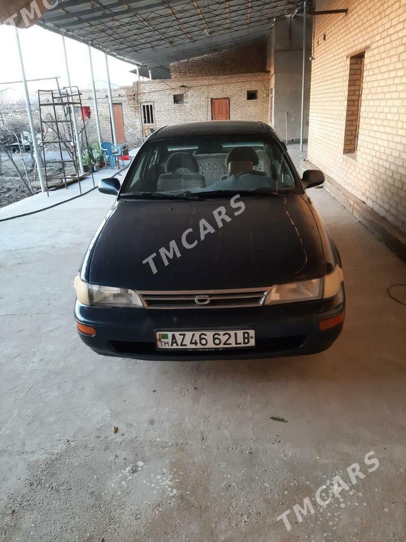 Toyota Corolla 1995 - 50 000 TMT - Türkmenabat - img 3