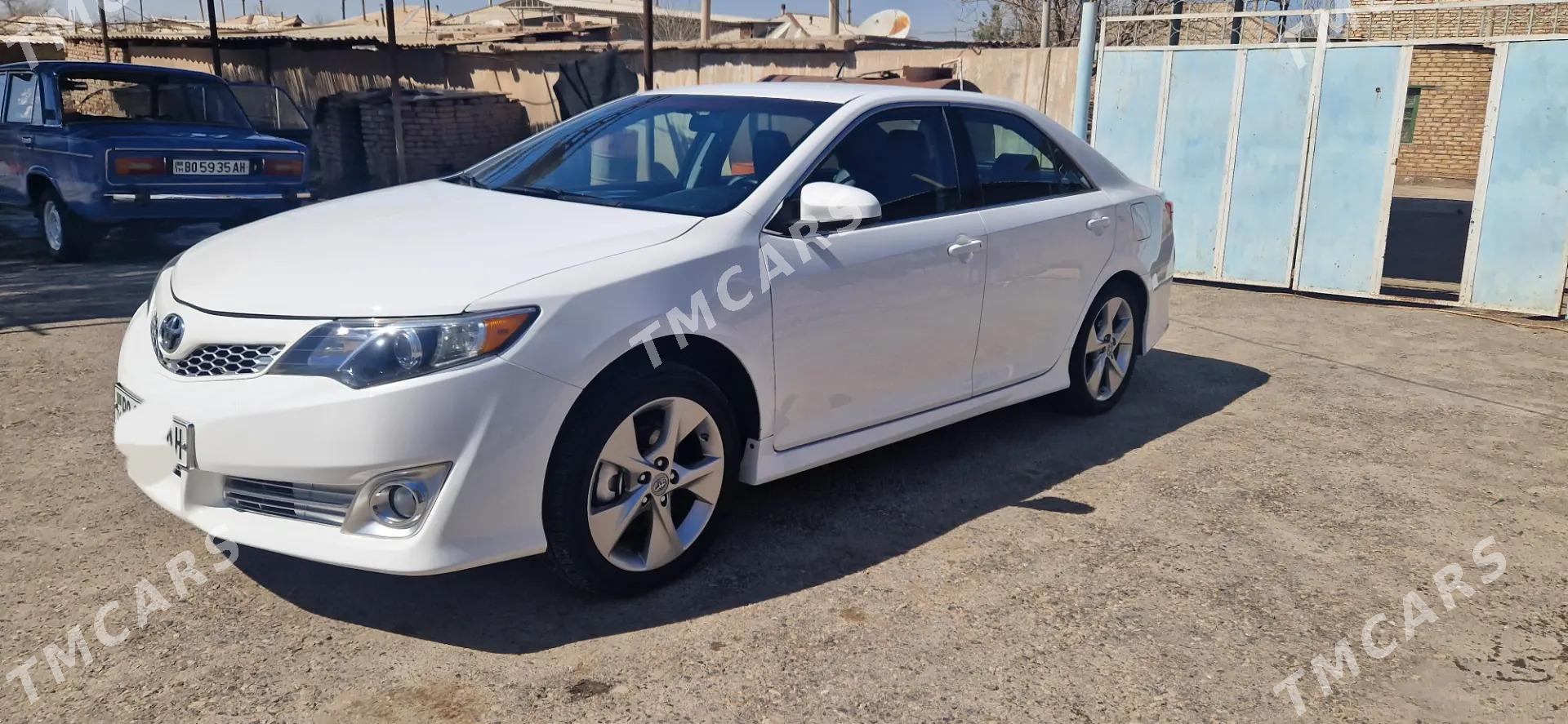 Toyota Camry 2013 - 230 000 TMT - Tejen - img 6