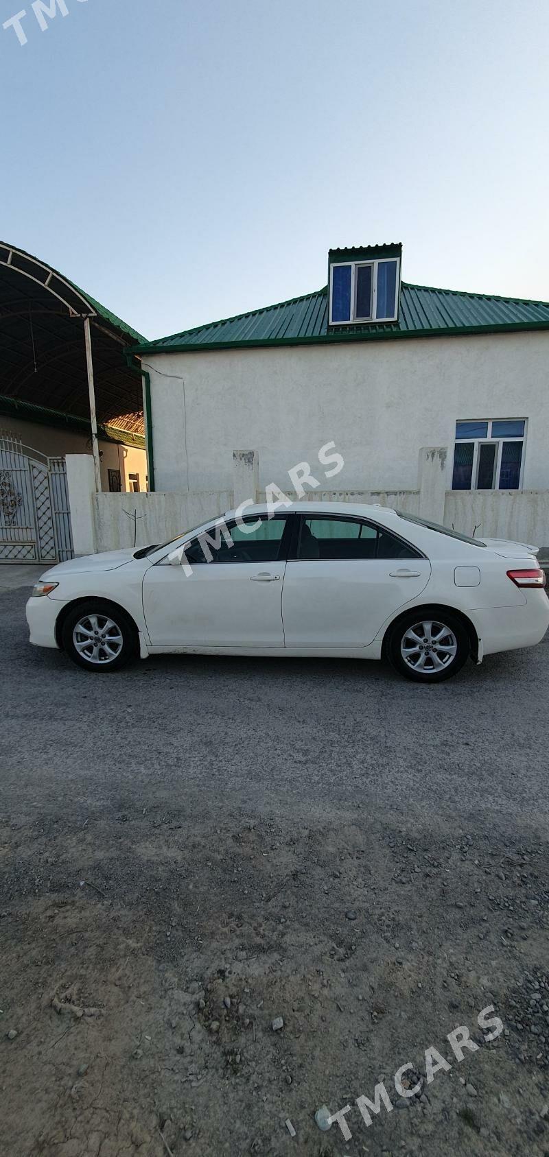 Toyota Camry 2011 - 158 000 TMT - Хитровка - img 4