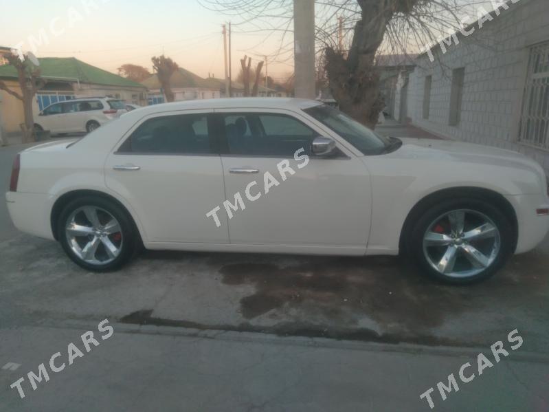 Chrysler 300C 2010 - 70 000 TMT - Хитровка - img 3