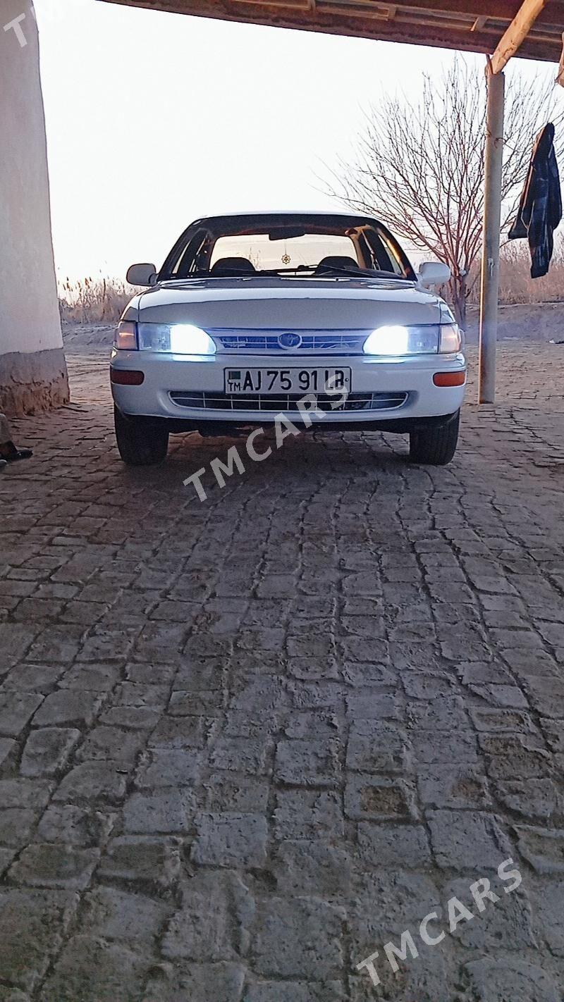 Toyota Corolla 1992 - 50 000 TMT - Гарабекевюл - img 4