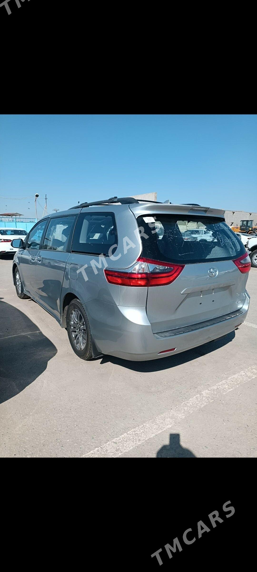 Toyota Sienna 2020 - 520 000 TMT - Мары - img 2