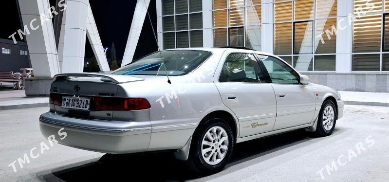 Toyota Camry 2001 - 200 000 TMT - Туркменабат - img 7