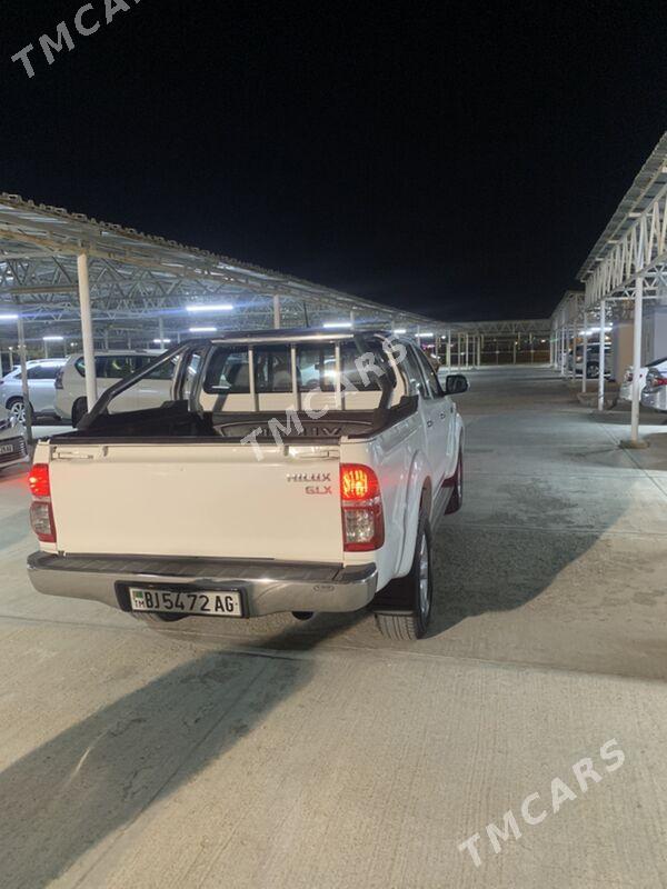 Toyota Hilux 2015 - 385 000 TMT - Ашхабад - img 7