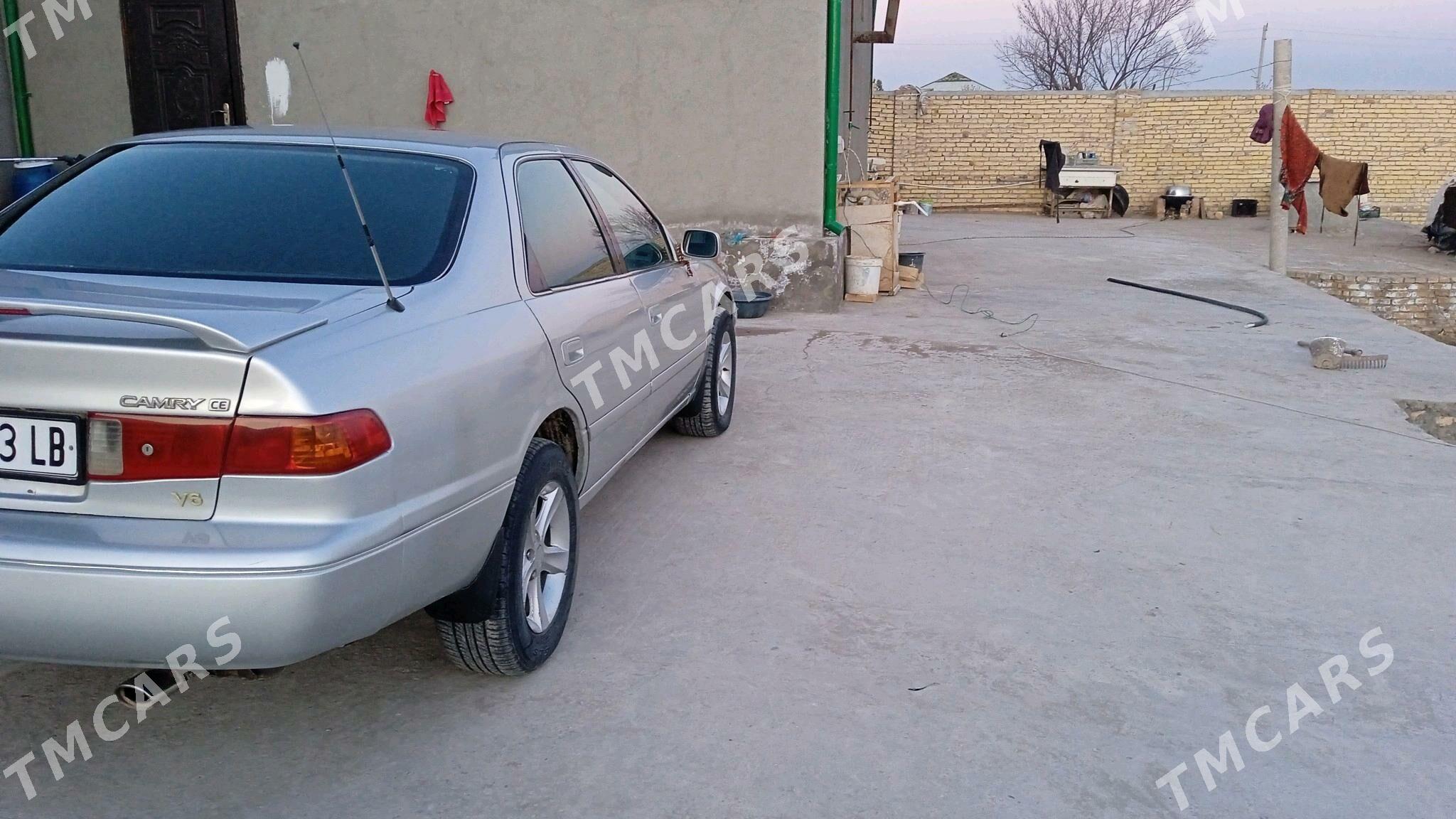 Toyota Camry 2001 - 130 000 TMT - Ходжамбаз - img 4