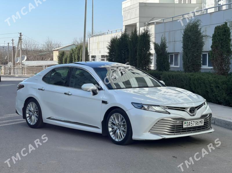 Toyota Camry 2018 - 365 000 TMT - Мары - img 4