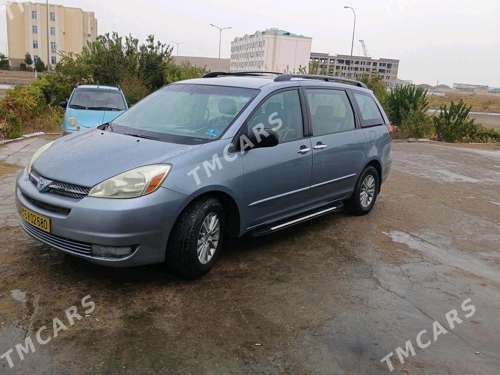 Toyota Sienna 2004 - 190 000 TMT - Сейди - img 9