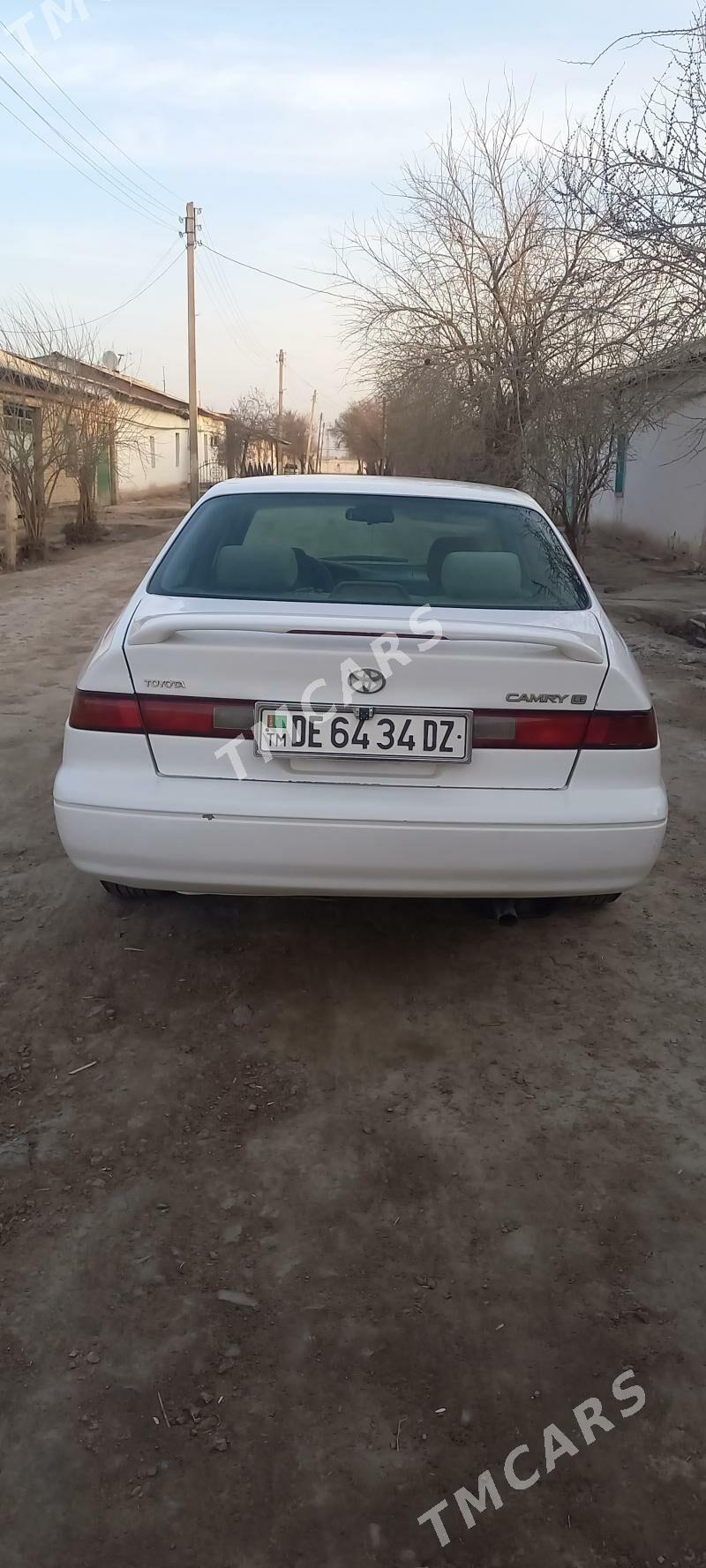 Toyota Camry 1997 - 124 000 TMT - Болдумсаз - img 4