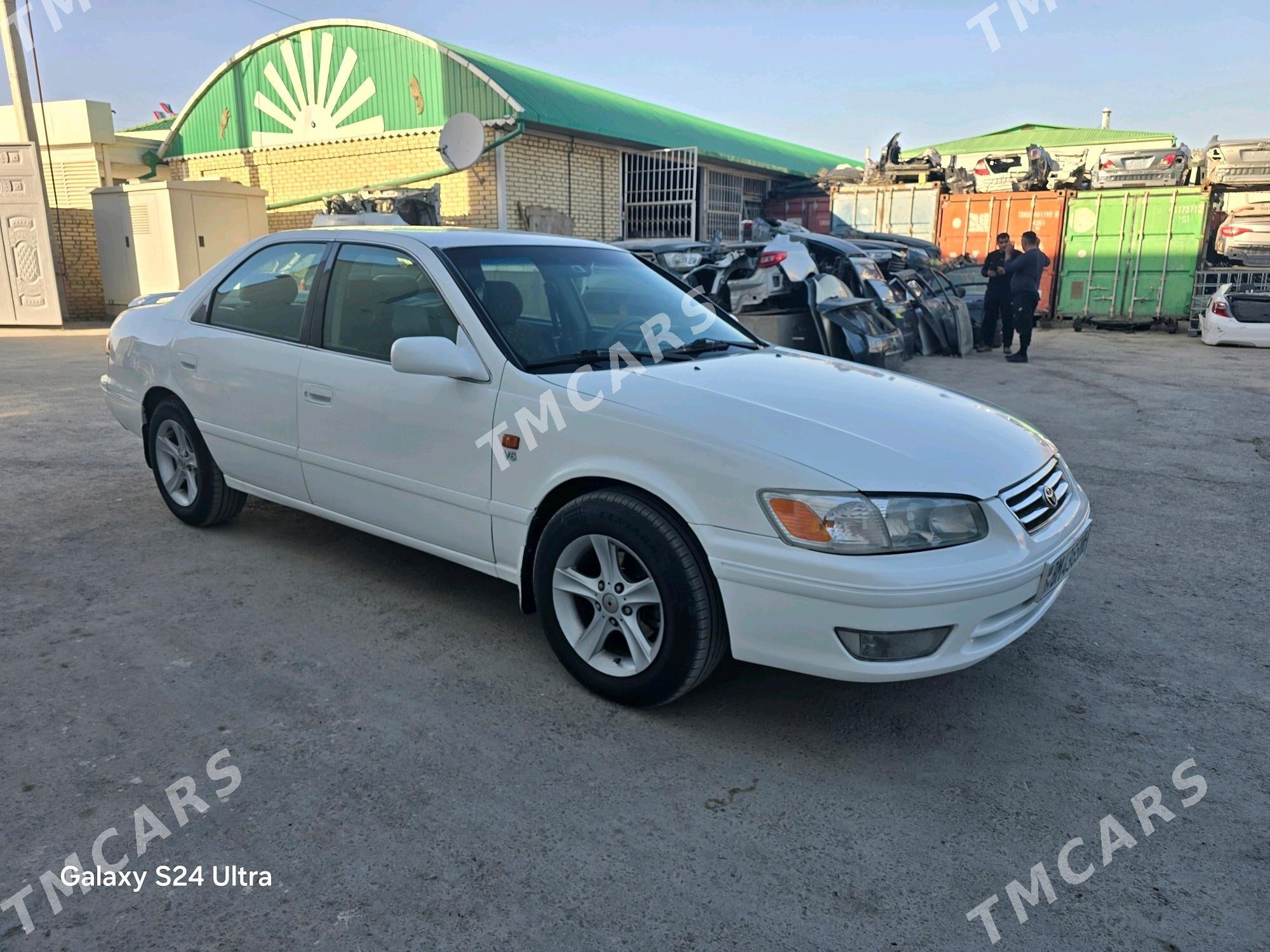 Toyota Camry 2001 - 125 000 TMT - Mary - img 2