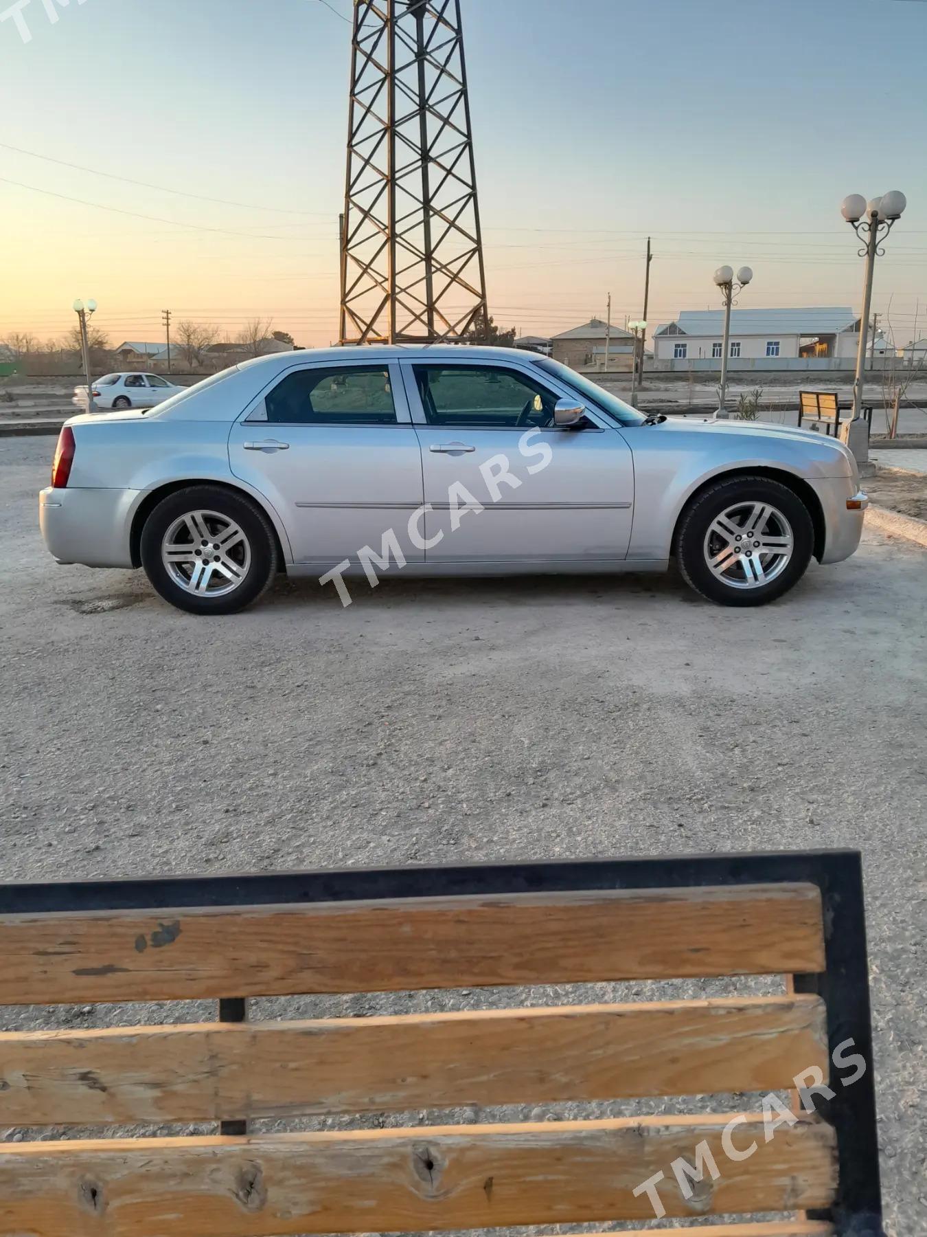 Chrysler 300 2008 - 100 000 TMT - Mary - img 2