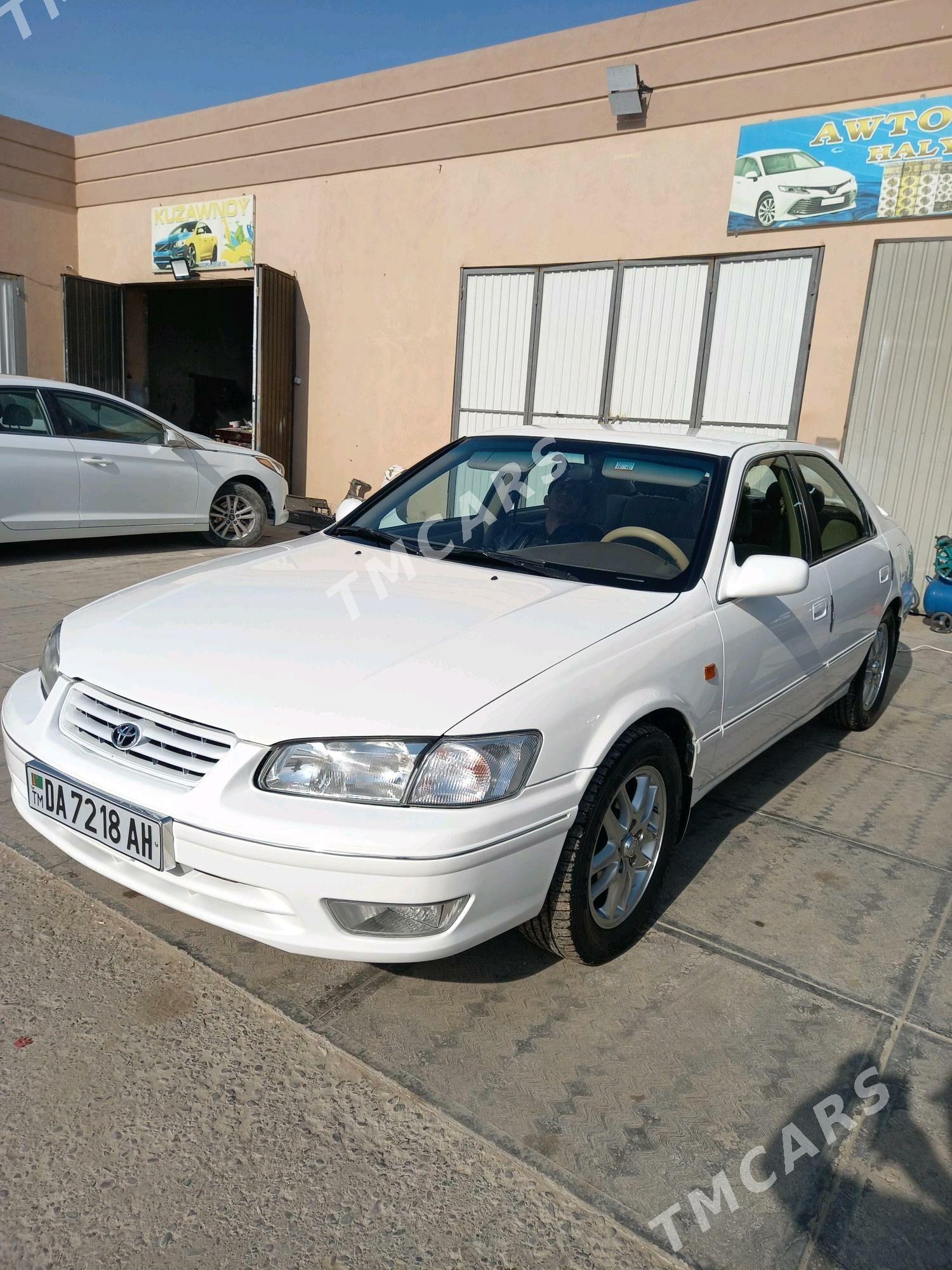 Toyota Camry 1999 - 118 000 TMT - Ашхабад - img 3