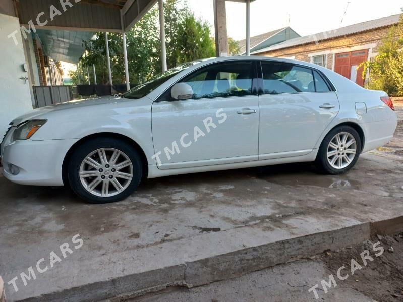 Toyota Avalon 2006 - 160 000 TMT - Кёнеургенч - img 2