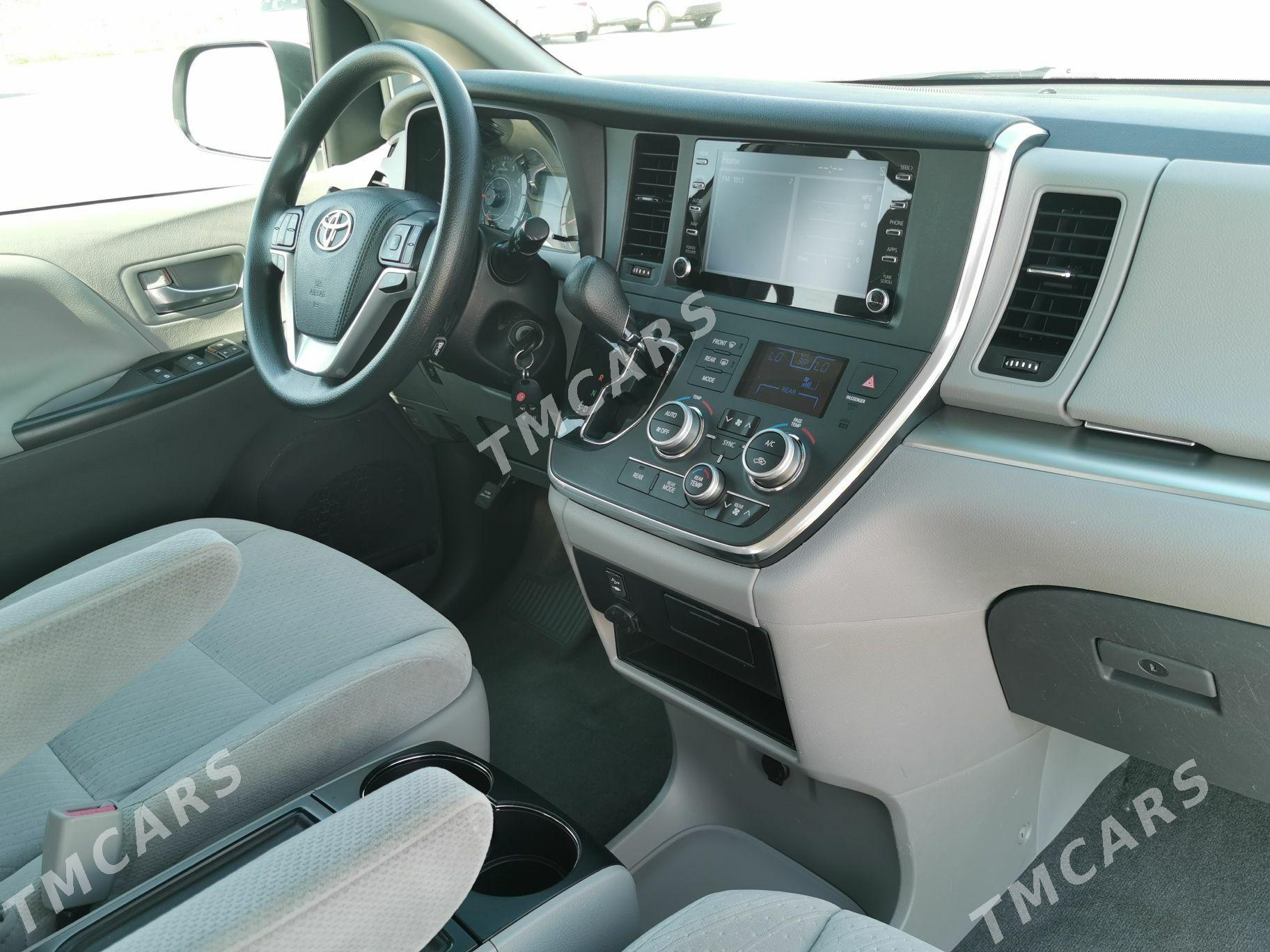 Toyota Sienna 2019 - 355 000 TMT - Aşgabat - img 2