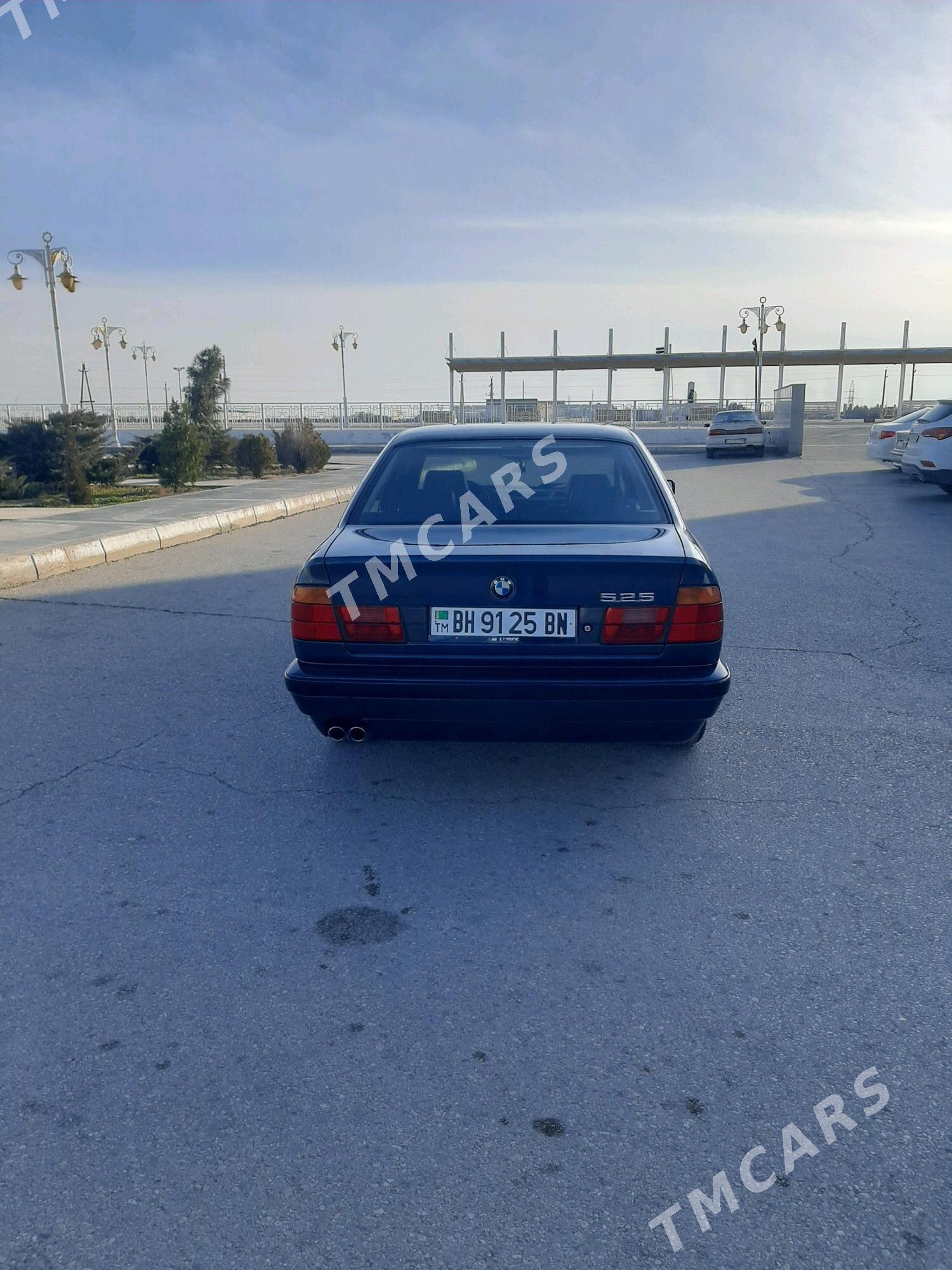 BMW 525 1992 - 95 000 TMT - Балканабат - img 2