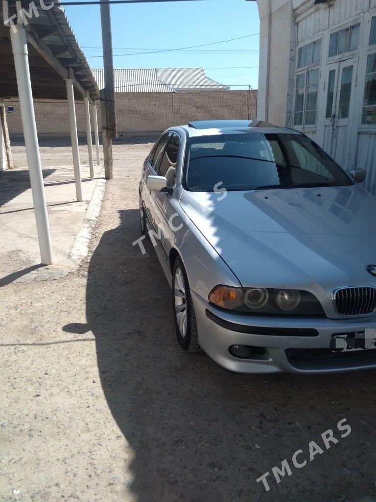 BMW E39 2000 - 125 000 TMT - Mary - img 2