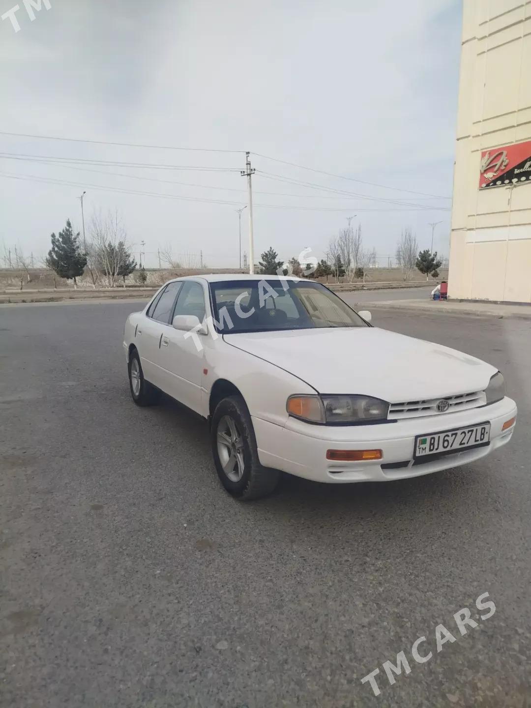 Toyota Camry 1995 - 72 000 TMT - Туркменабат - img 2