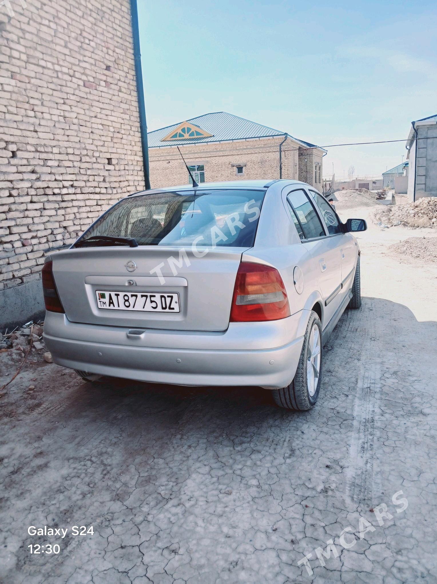 Opel Astra 2003 - 70 000 TMT - Дашогуз - img 3