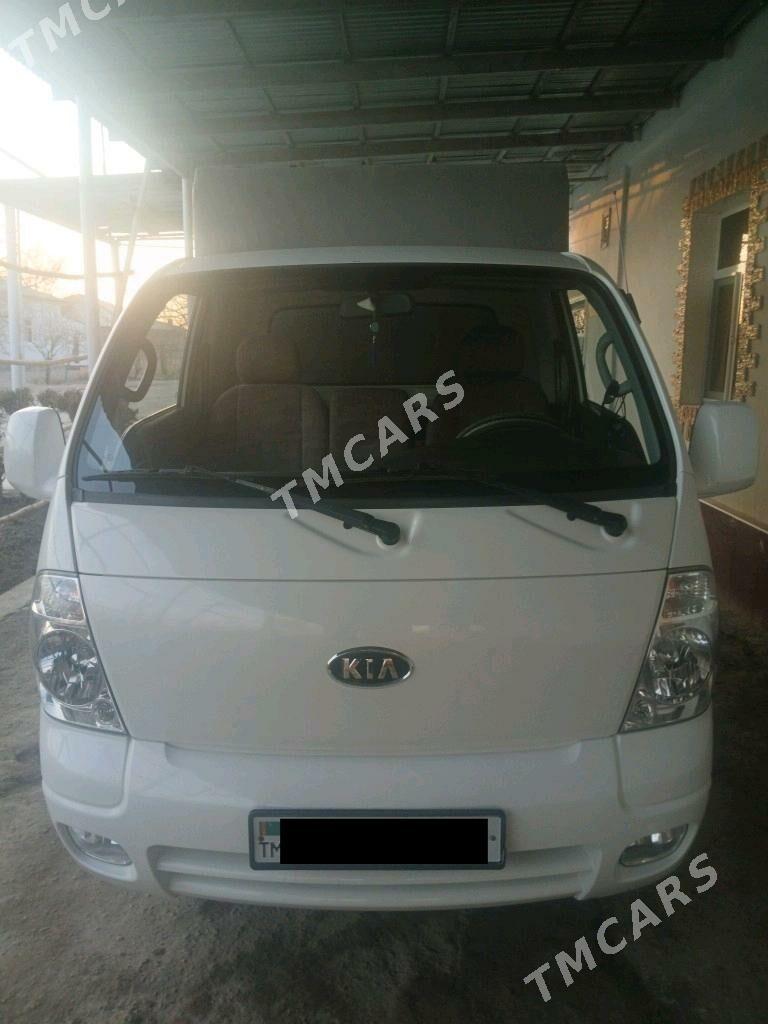 Kia Bongo 2012 - 200 000 TMT - Губадаг - img 3