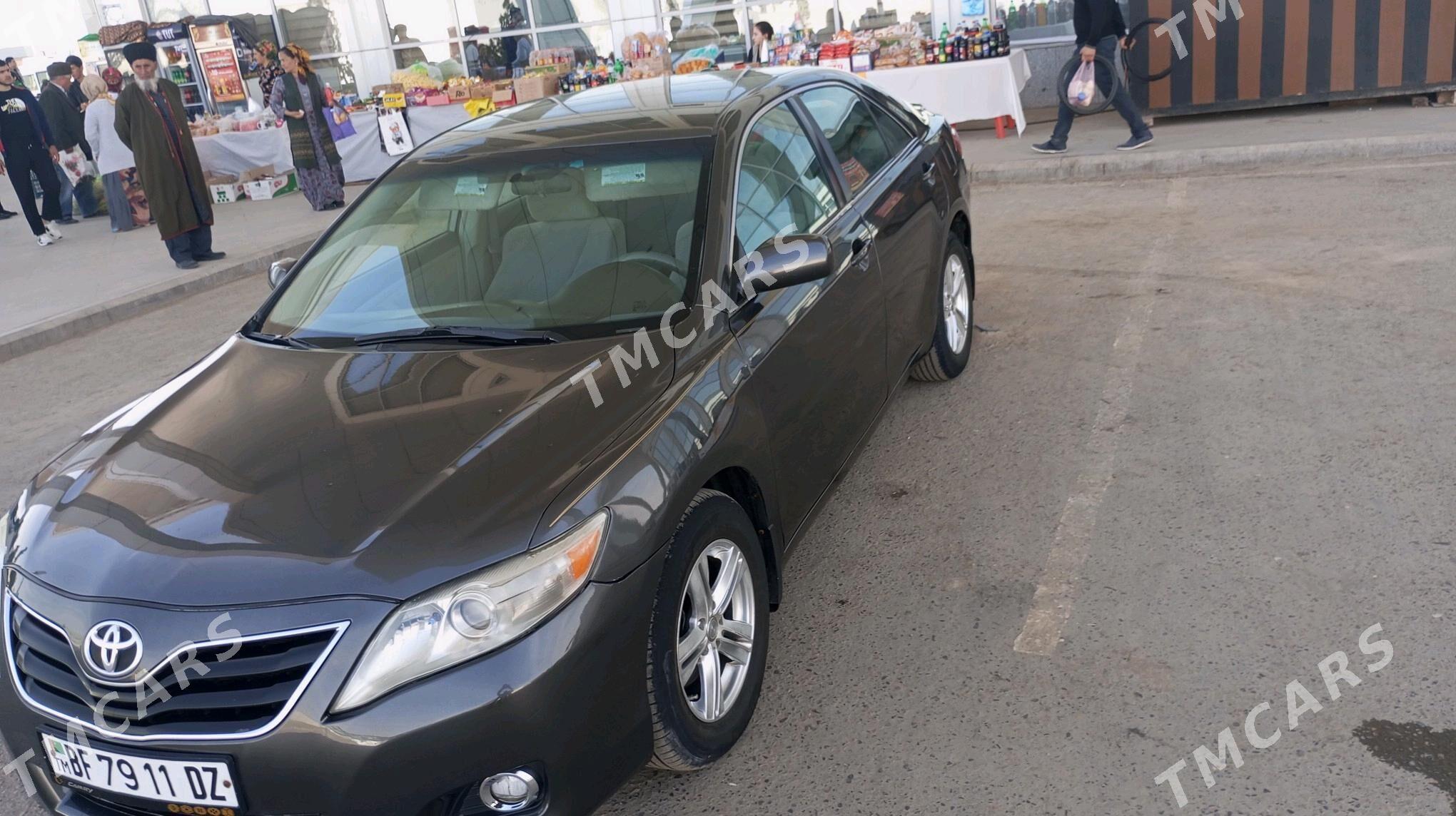 Toyota Camry 2010 - 155 000 TMT - Дашогуз - img 5