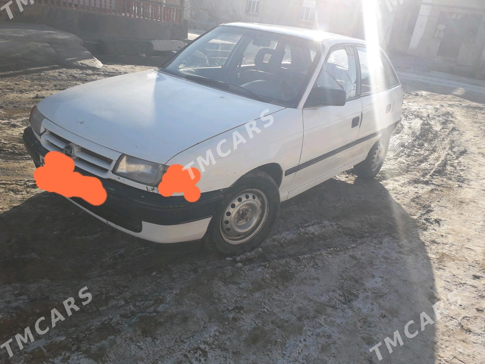 Opel Astra 1992 - 28 000 TMT - Гурбансолтан Едже - img 4